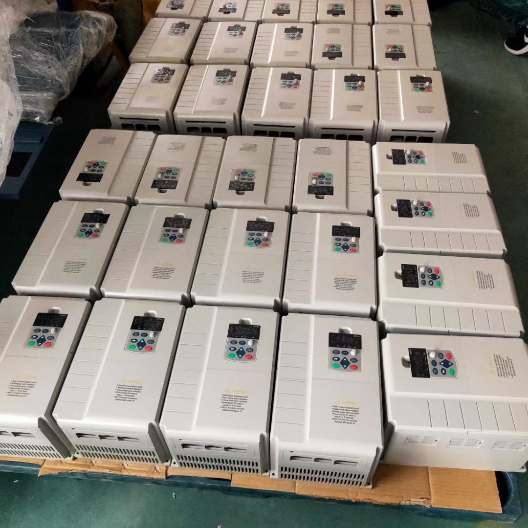 Factory Sell Mini Type 1 Phase Input 3 Phase Output 5.5 KW Variable Frequency Drive/Converter/VFD/ 7.5 HP for Crusher Motor